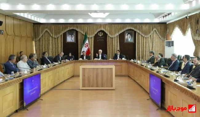 رمزگشایی عارف از نرخ چهارم بنزین و فیلترینگ